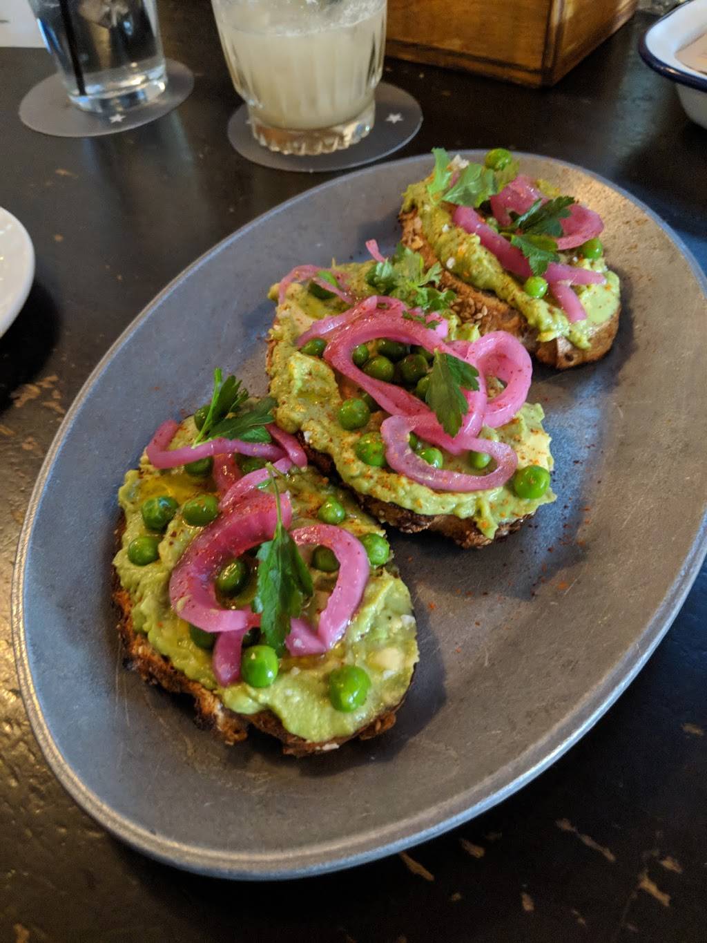 Public House | restaurant | 241 W Nine Mile Rd, Ferndale, MI 48220, USA | 2488507420 OR +1 248-850-7420