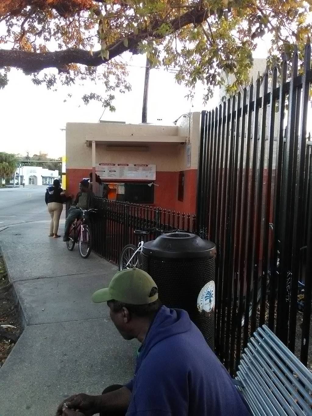 Westgrove Food Zone | restaurant | 3360 Douglas Rd & Grand Avenue, Miami, FL 33133, USA | 3055678900 OR +1 305-567-8900