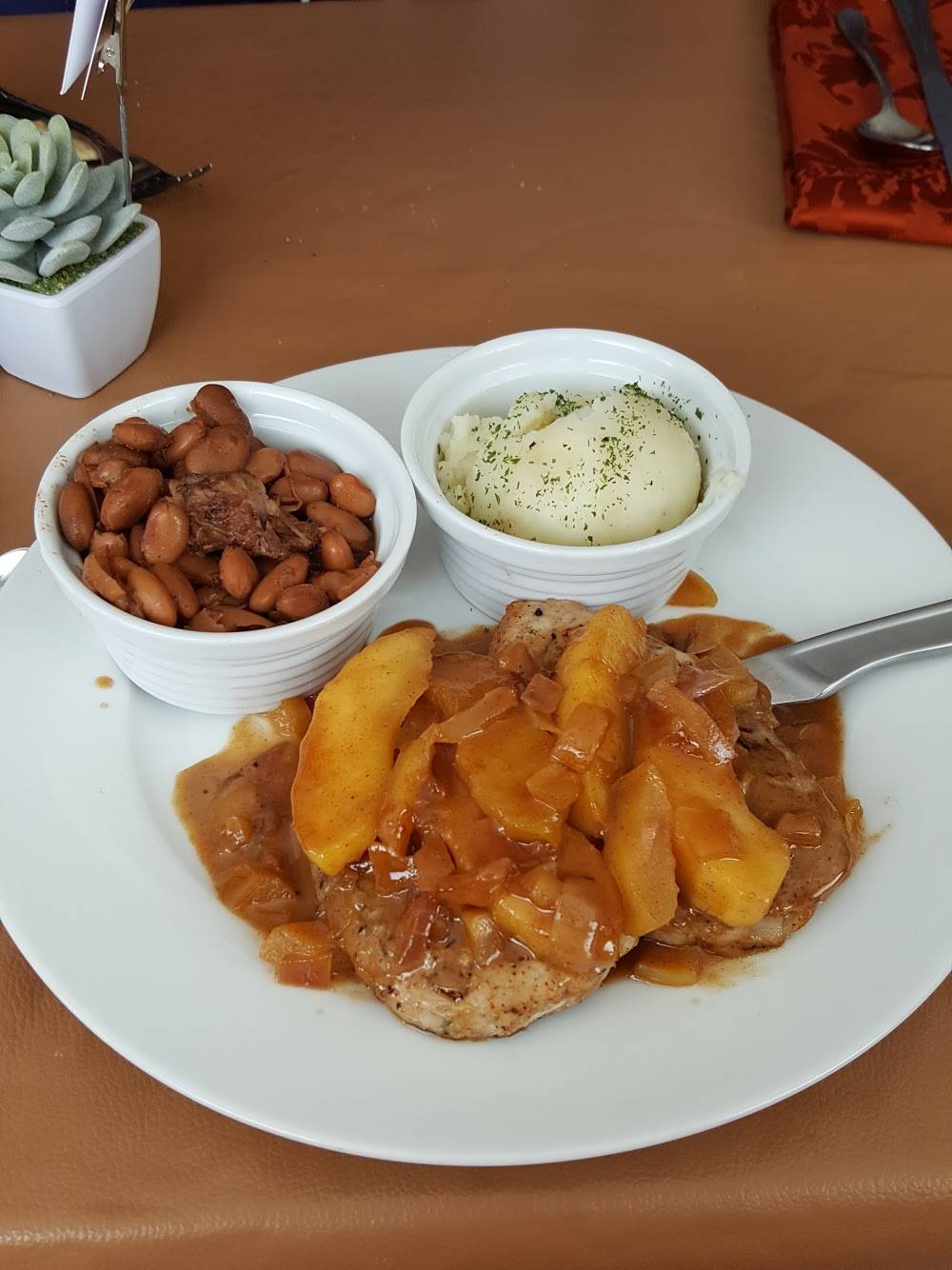 Fees Knic Knacs Cafe | restaurant | 13307 US-82, Ringgold, TX 76261, USA | 9409346008 OR +1 940-934-6008