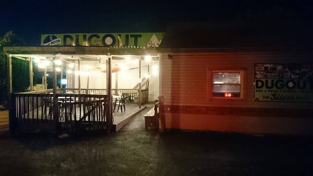 DUGOUT Bar & Grill & Sports & Music | restaurant | 1218 E Trafficway St, Springfield, MO 65802, USA | 4178662255 OR +1 417-866-2255