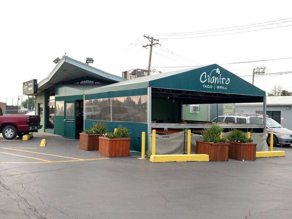 Cilantro Taco Grill | restaurant | 1500 Mannheim Rd, Stone Park, IL 60165, USA | 7082238443 OR +1 708-223-8443