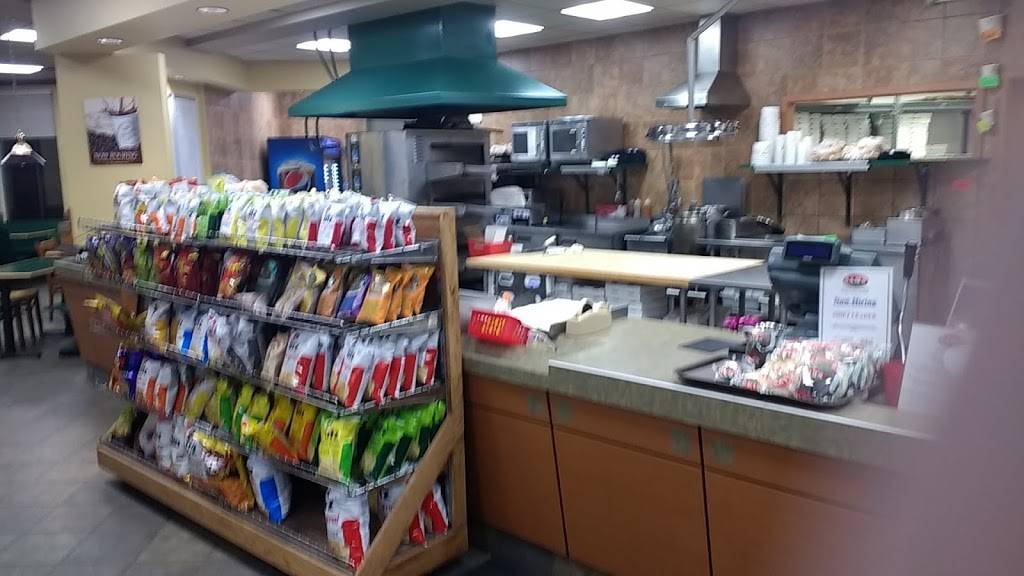 Sams Italian Restaurant | restaurant | 5 Horton Pl, Topsham, ME 04086, USA | 2077252222 OR +1 207-725-2222