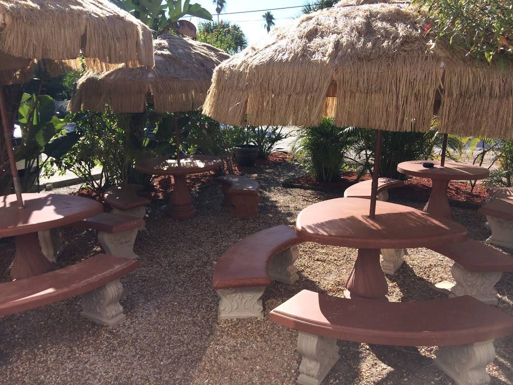 Cafe Longet | restaurant | 239 Miami Ave W, Venice, FL 34285, USA | 9412442643 OR +1 941-244-2643