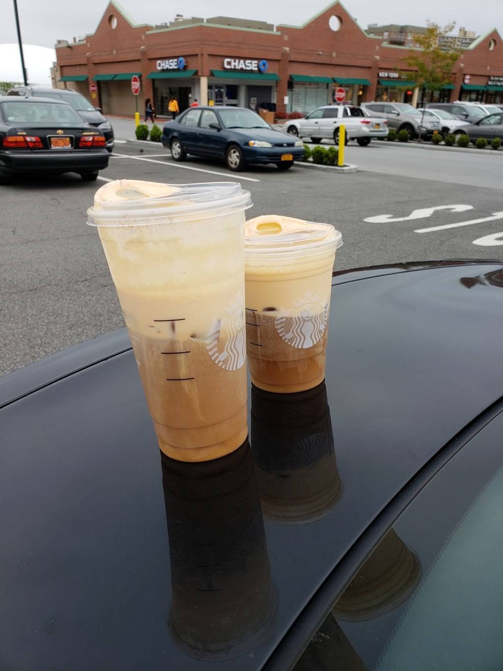 Starbucks | cafe | 23-88 Bell Blvd, Bayside, NY 11360, USA | 7183520590 OR +1 718-352-0590