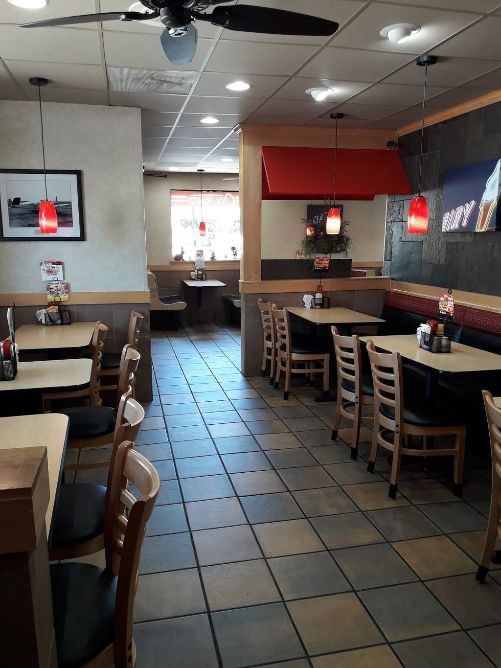 Dairy Queen Grill & Chill | restaurant | 1820 Keokuk St, Hamilton, IL 62341, USA | 2178472711 OR +1 217-847-2711