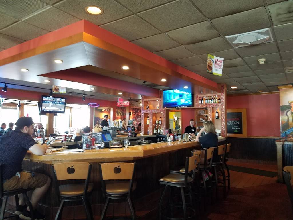Applebees Grill + Bar | restaurant | 6645 NE Loop 820, North Richland Hills, TX 76180, USA | 8177889797 OR +1 817-788-9797