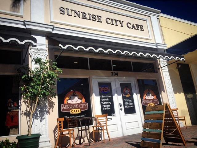 Sunrise City Cafe | restaurant | 204 Orange Ave, Fort Pierce, FL 34950, USA | 7722421833 OR +1 772-242-1833
