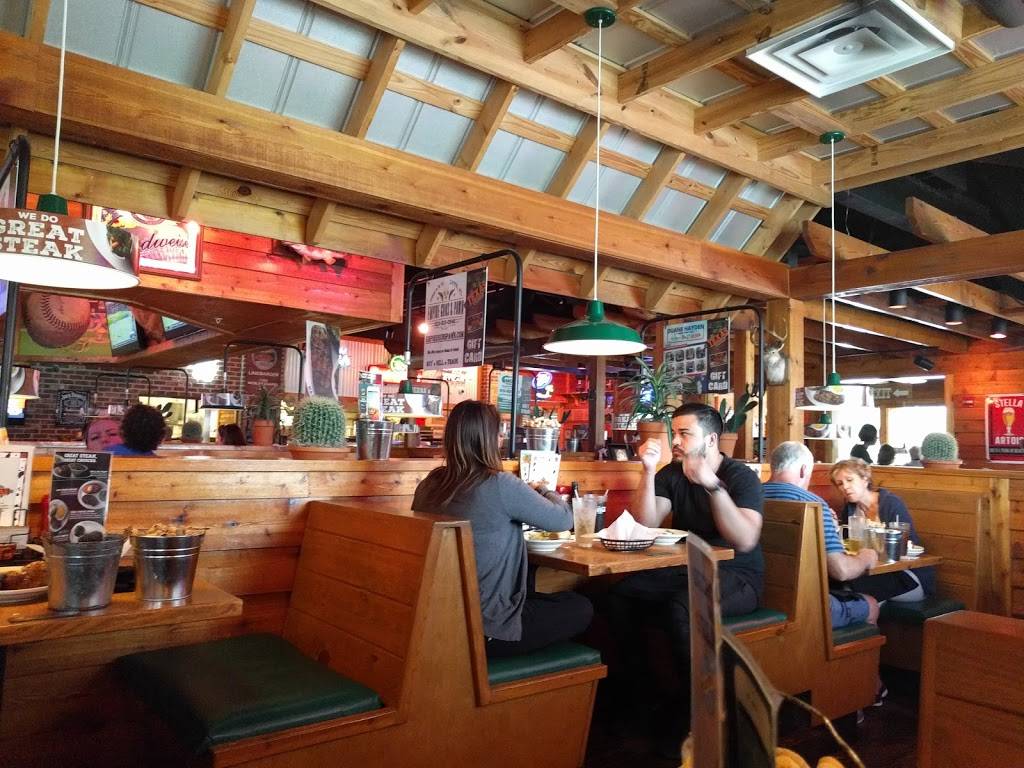 Texas Roadhouse | restaurant | 26409 Silver Maple Pkwy, Wesley Chapel, FL 33544, USA | 8139078188 OR +1 813-907-8188
