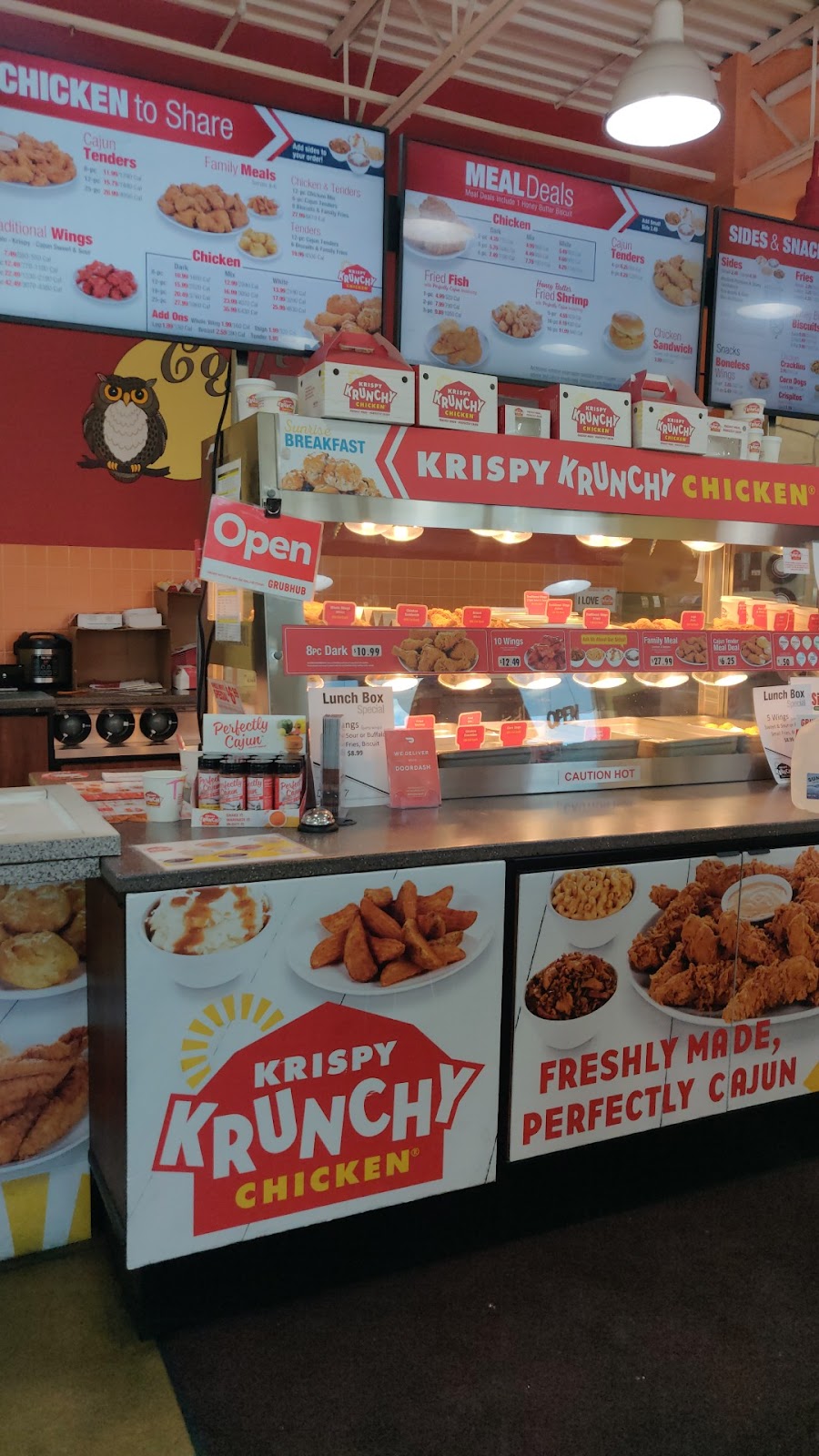 Krispy Krunchy Chicken | restaurant | 1715 W Irvington Rd, Tucson, AZ 85746, USA | 5206472908 OR +1 520-647-2908