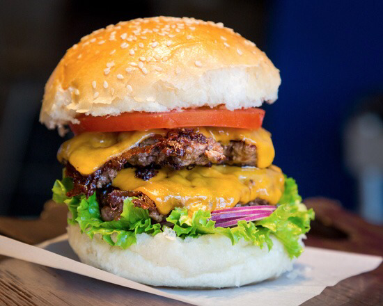 Burger Legend | restaurant | 236 Queen St S, Mississauga, ON L5M 1L5, Canada | 9059971822 OR +1 905-997-1822