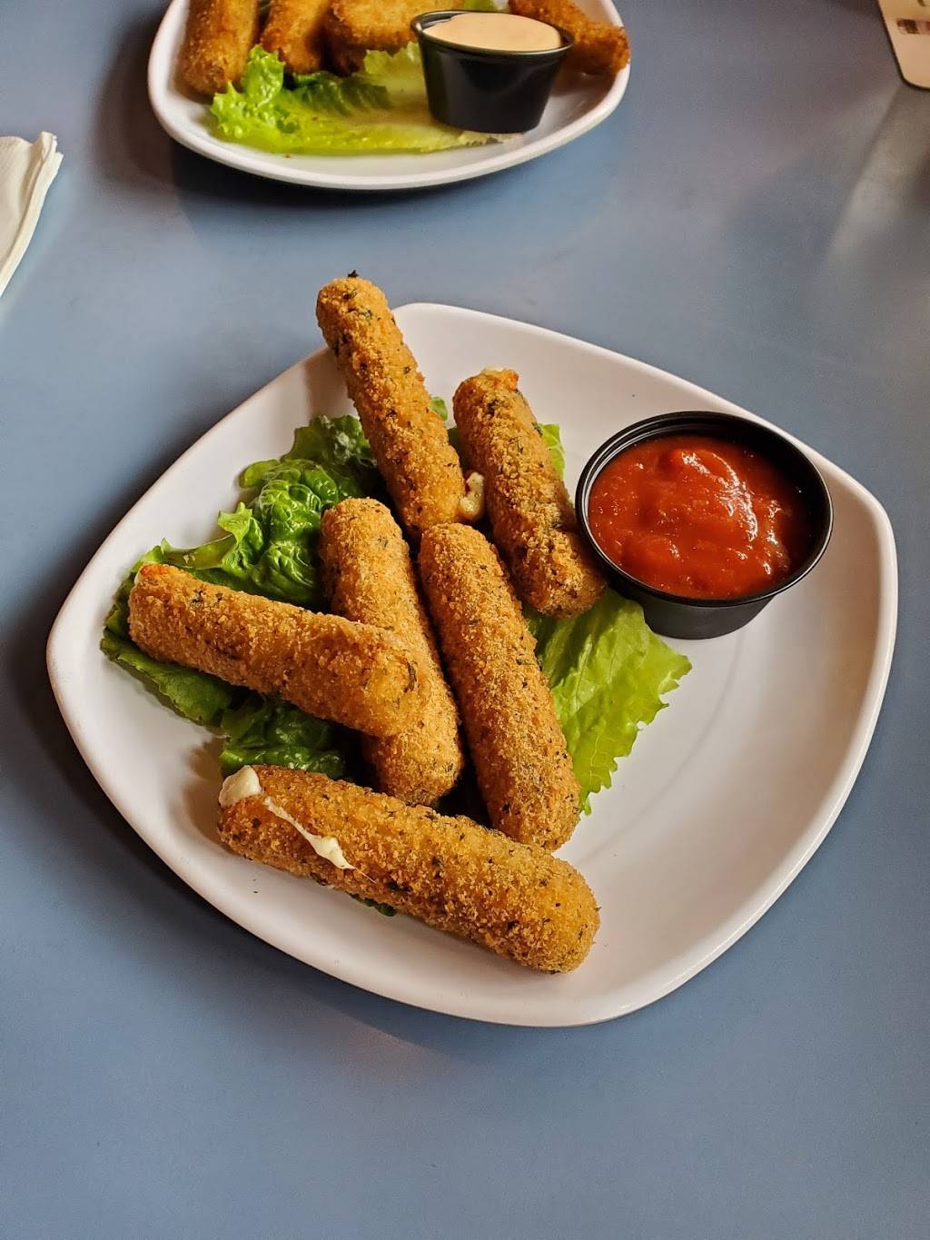 Porkys Public House & Eatery | restaurant | 561 Industrial Way, Longview, WA 98632, USA | 3606361616 OR +1 360-636-1616