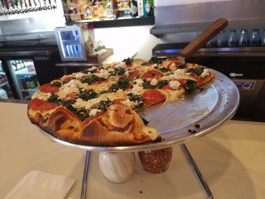 The Union Draft House | restaurant | 12040A Tierra Este Rd, El Paso, TX 79938, USA | 9152289245 OR +1 915-228-9245