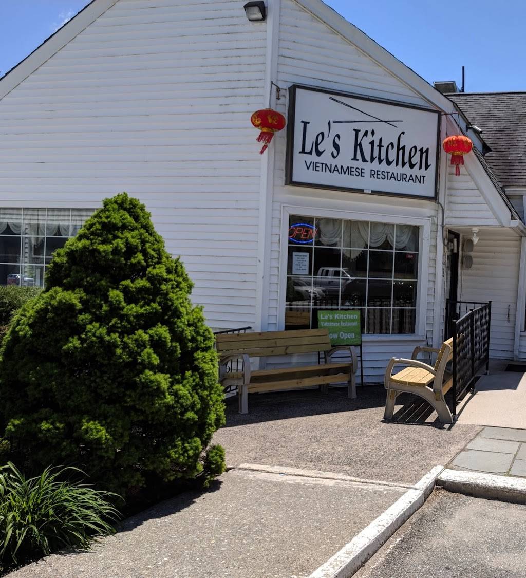 Les Kitchen | restaurant | 18 Mill Plain Rd, Danbury, CT 06811, USA | 2034563312 OR +1 203-456-3312
