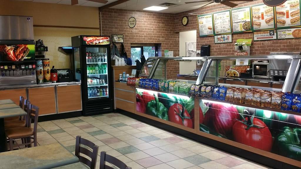 Subway | restaurant | 12280 Campton Rd, Stanton, KY 40380, USA | 6066637500 OR +1 606-663-7500