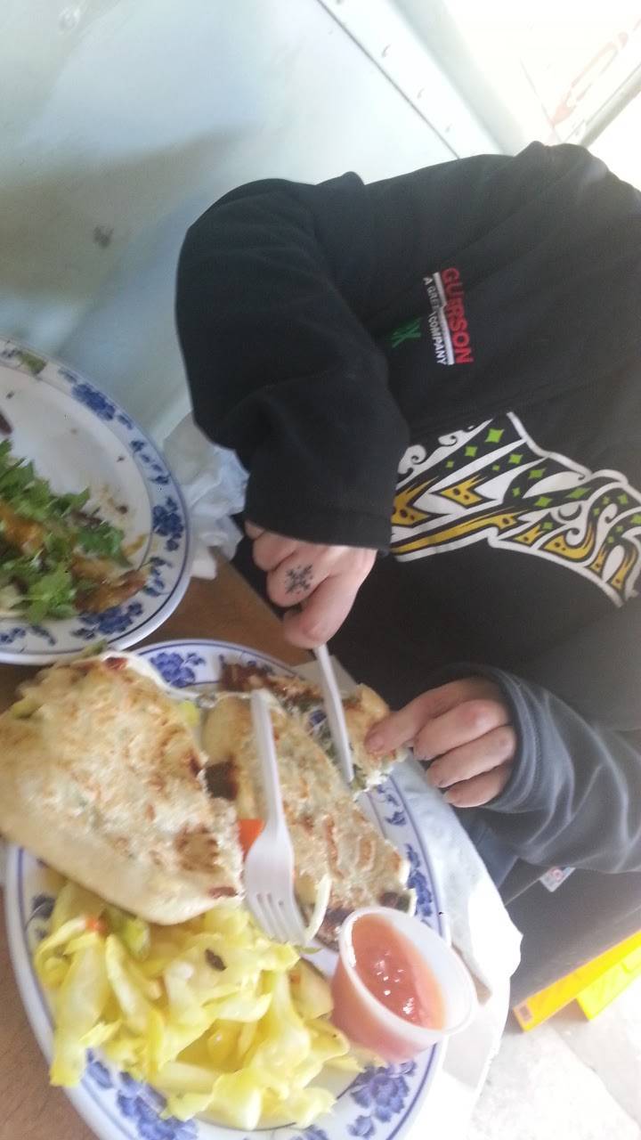 Sabor Casero Pupuseria | restaurant | 5800 NE Martin Luther King Jr Blvd, Portland, OR 97211, USA | 5033179328 OR +1 503-317-9328