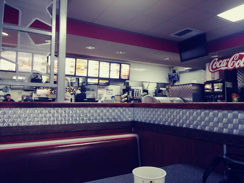 Carls Jr. | restaurant | 120 Knoll Rd, San Marcos, CA 92069, USA | 7607524494 OR +1 760-752-4494