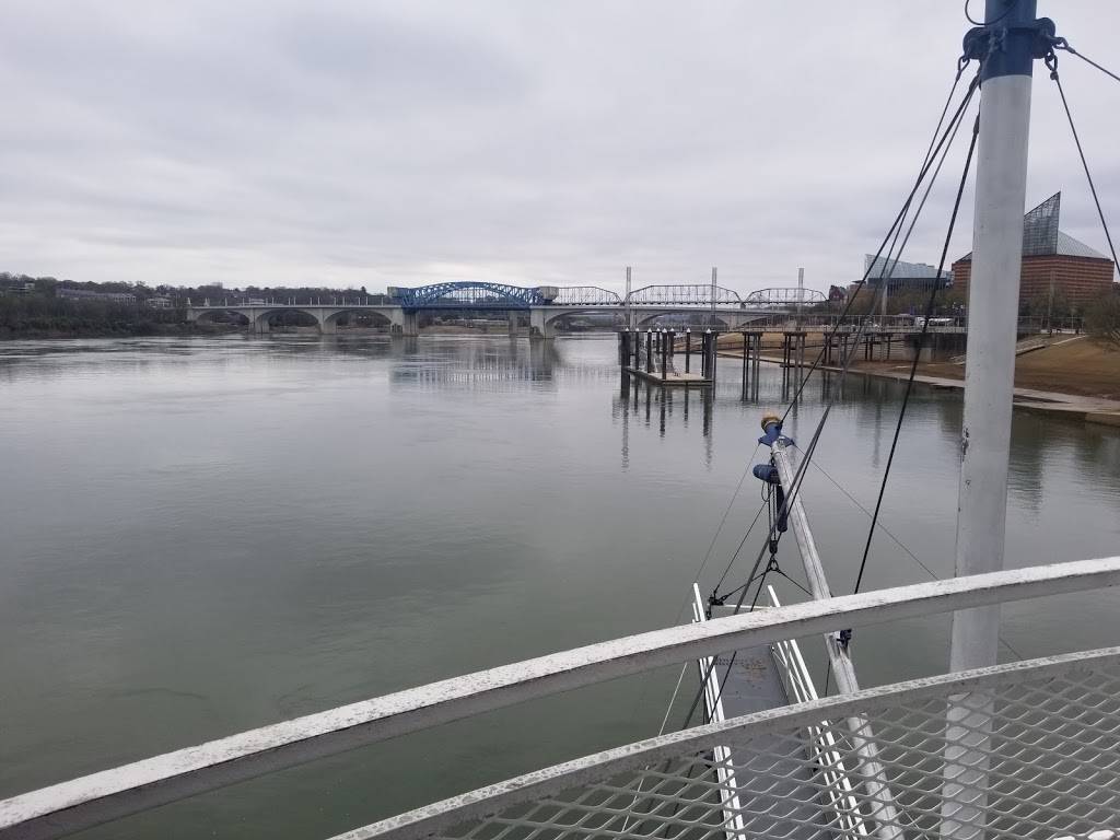 Southern Belle Riverboat | restaurant | 151 Riverfront Pkwy, Chattanooga, TN 37402, USA | 4232664488 OR +1 423-266-4488