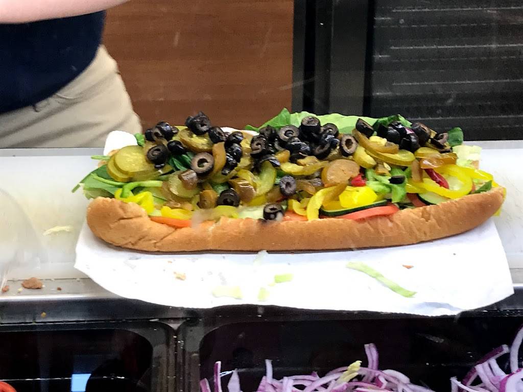 Subway | restaurant | 14731 Pennsylvania Turnpike, Bedford, PA 15522, USA | 8146236203 OR +1 814-623-6203