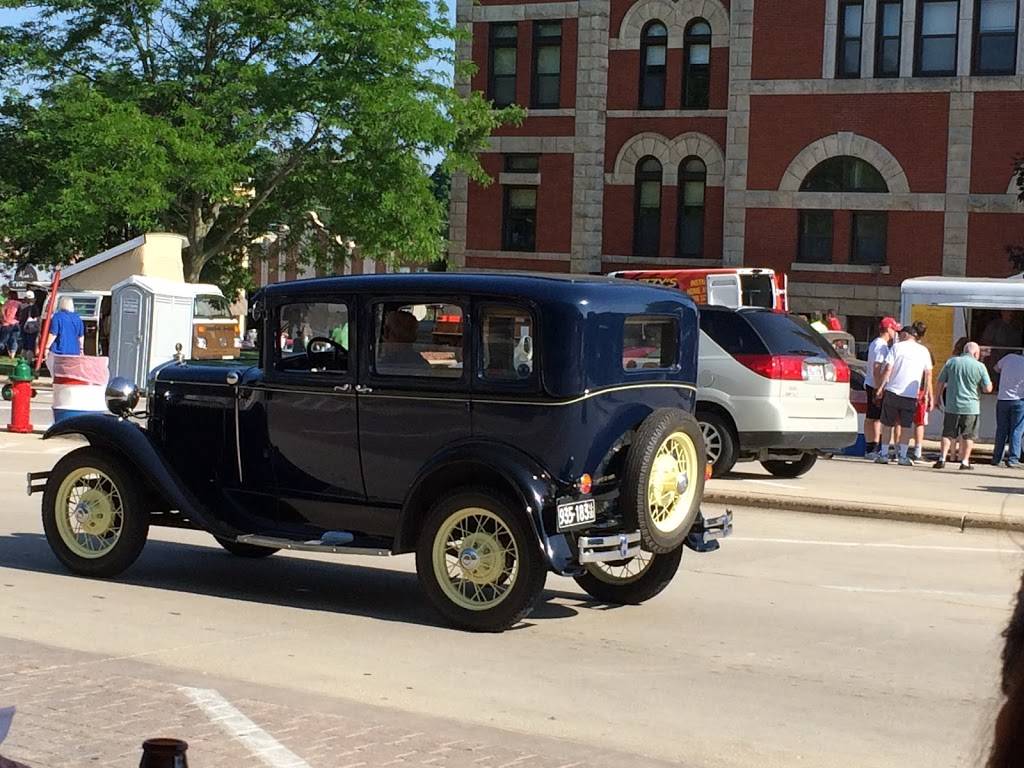 North Side Pub and Grill | restaurant | 1609 10th St, Monroe, WI 53566, USA | 6084266774 OR +1 608-426-6774