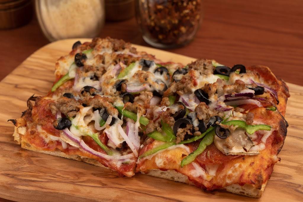 Piazza Roman Pizza | restaurant | 2487 E Glenn Ave, Auburn, AL 36830, USA | 3348269180 OR +1 334-826-9180