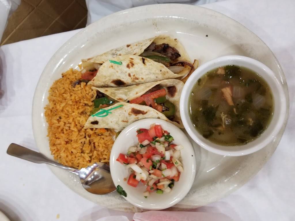 Soluna | restaurant | 7959 Broadway Street St #204, San Antonio, TX 78209, USA | 2109308070 OR +1 210-930-8070