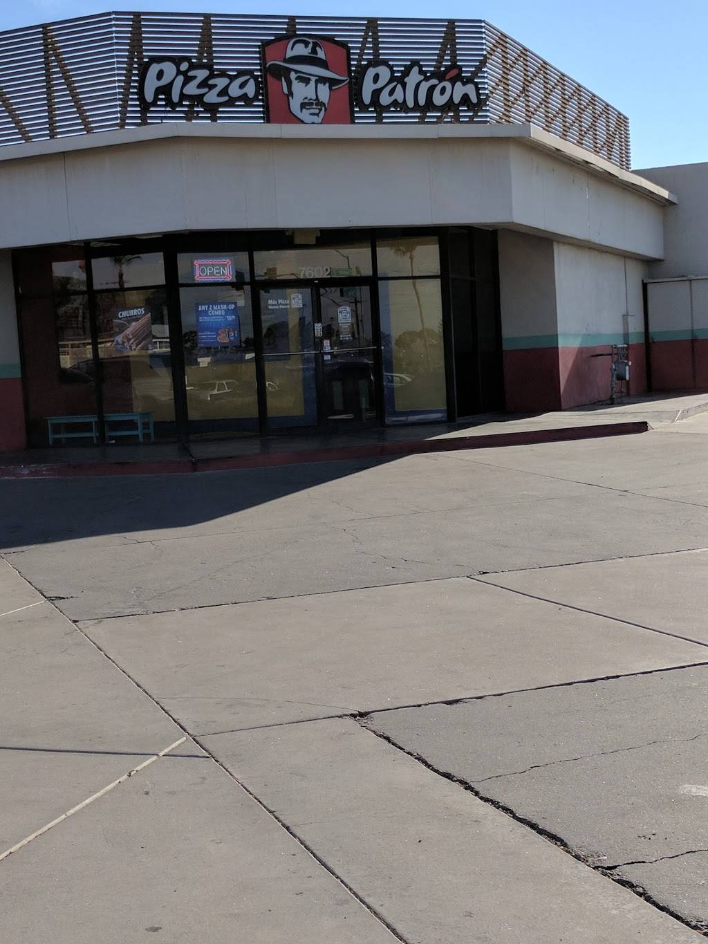 Pizza Patron | meal takeaway | 7602 S Central Ave, Phoenix, AZ 85042, USA | 6022769193 OR +1 602-276-9193