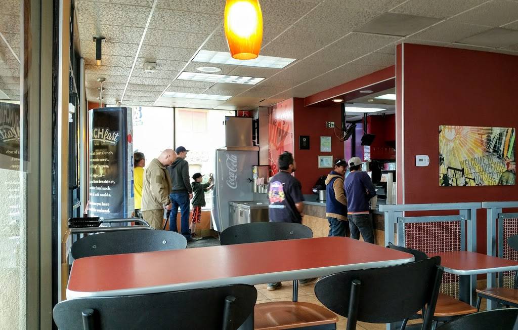 Jack in the Box | restaurant | 5033 N Kanan Rd, Agoura Hills, CA 91301, USA | 8188891653 OR +1 818-889-1653