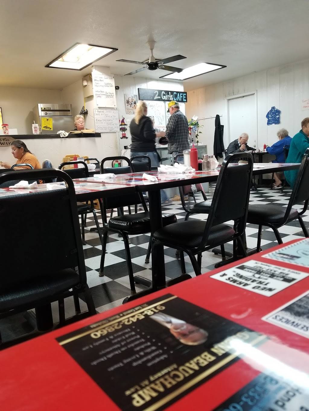 2 Girls Cafe | restaurant | 2320 N Main St, Miami, OK 74354, USA | 9185422233 OR +1 918-542-2233