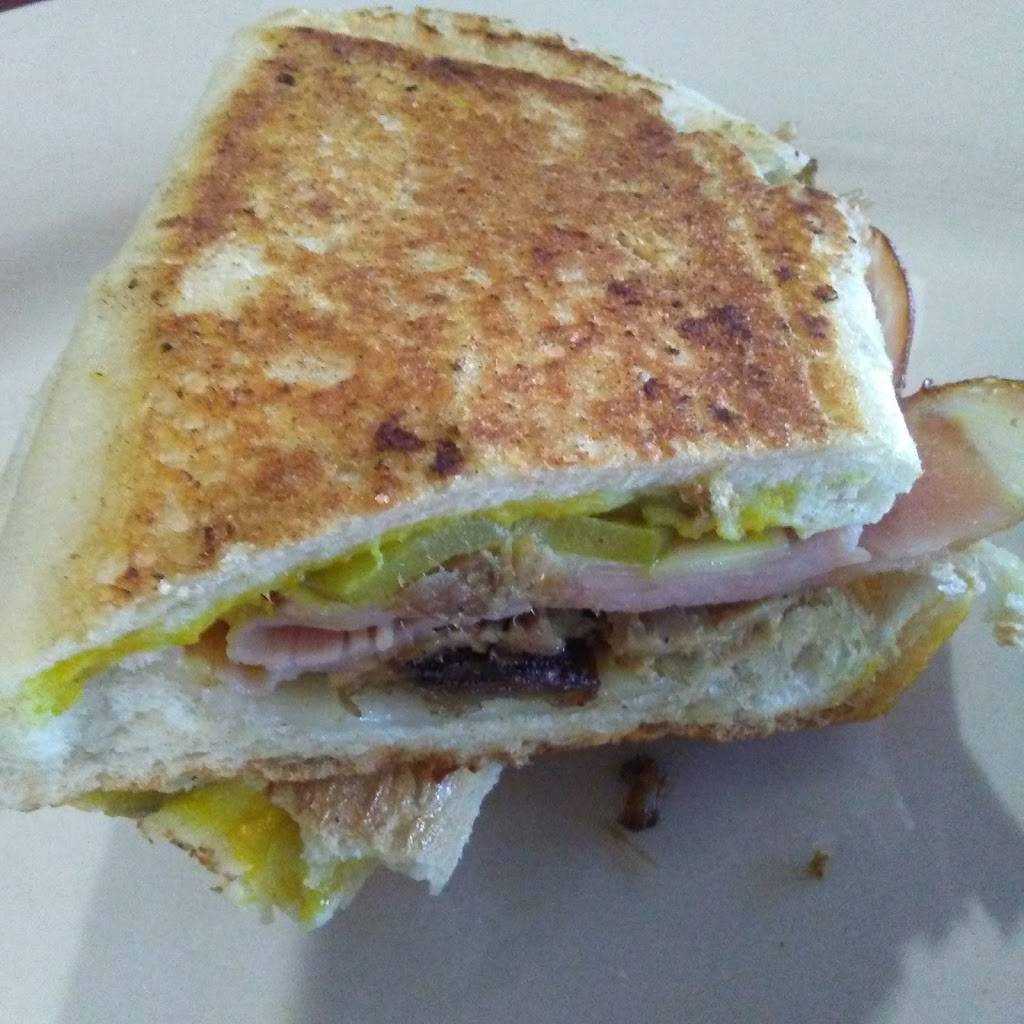 Oscars Family Restaurant | restaurant | 267 US-27, Sebring, FL 33870, USA | 8634710550 OR +1 863-471-0550