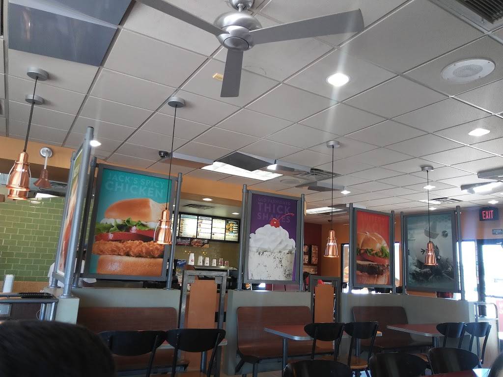 Jack in the Box | restaurant | 1700 Farm to Market 685, Pflugerville, TX 78660, USA | 5122527834 OR +1 512-252-7834