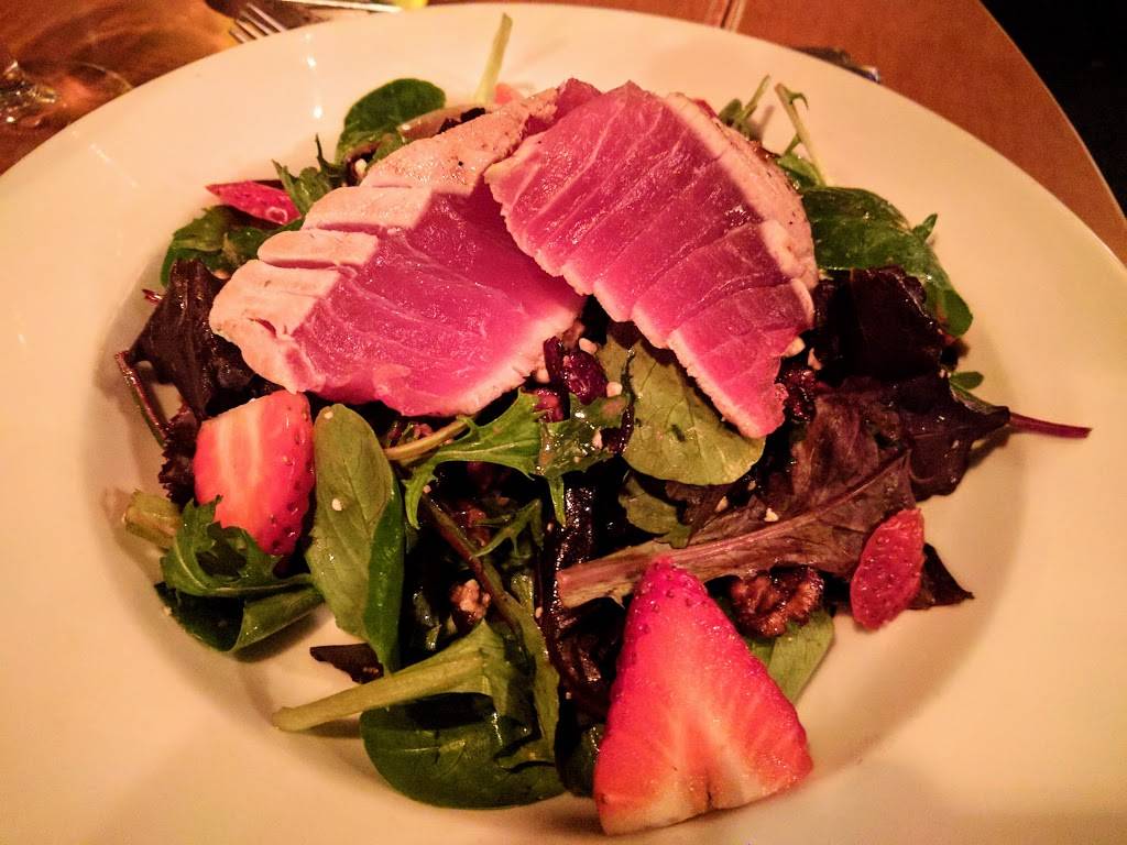 Johnnys Harborside | restaurant | 493 Lake Ave, Santa Cruz, CA 95062, USA | 8314793430 OR +1 831-479-3430