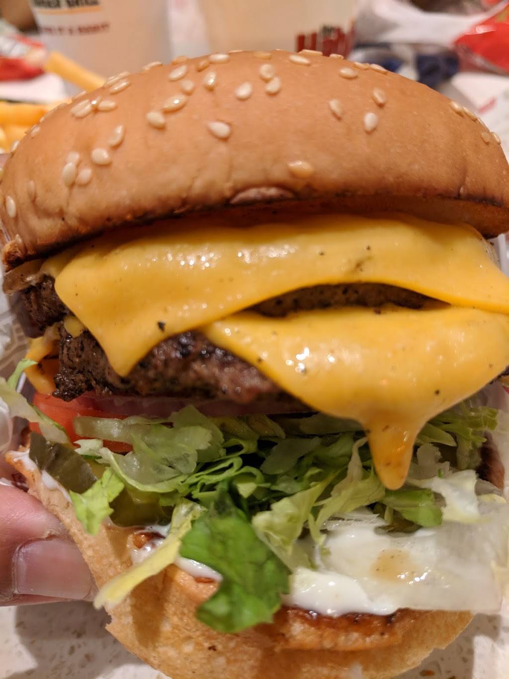 The Habit Burger Grill | restaurant | 2720 Nutwood Ave, Fullerton, CA 92831, USA | 7148719116 OR +1 714-871-9116