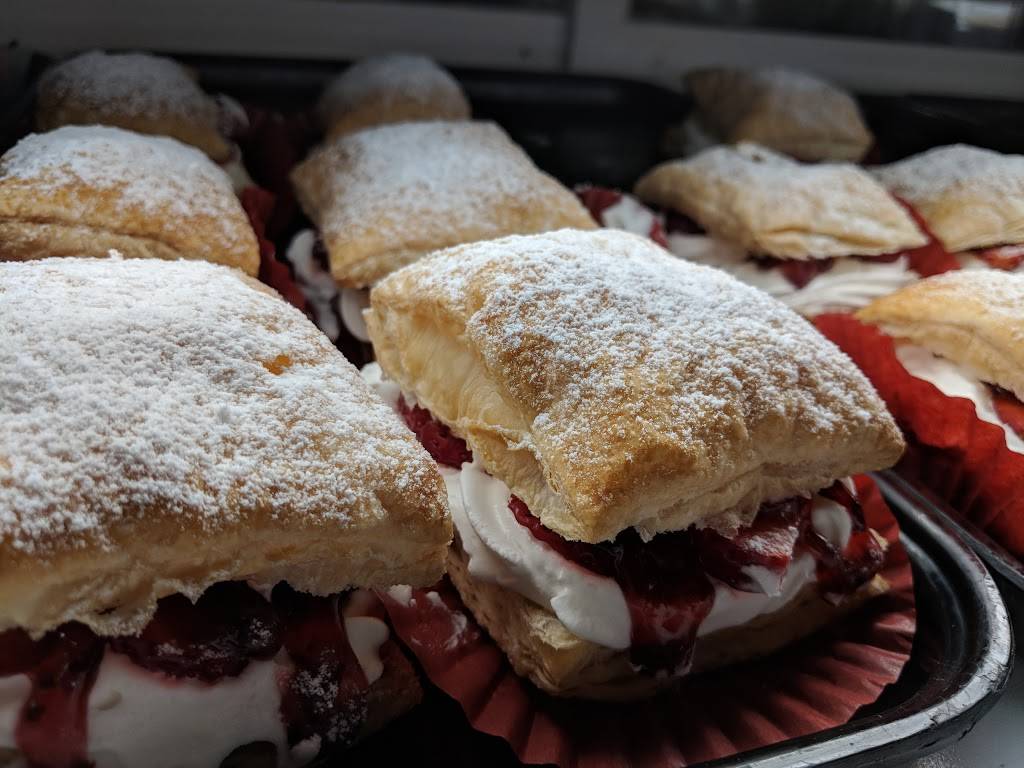 Clayton Bakery & Cafe | bakery | 8970 US-70 BUS #200, Clayton, NC 27520, USA | 9195505300 OR +1 919-550-5300