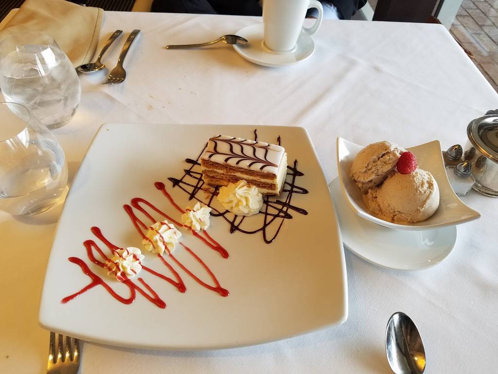 Tower Club - Tysons Corner | restaurant | 8000 Towers Crescent Dr Suite 1700, Vienna, VA 22182, USA | 7037614250 OR +1 703-761-4250