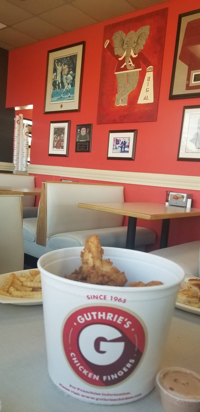 Guthries of Tuscaloosa | restaurant | 205 15th St, Tuscaloosa, AL 35401, USA | 2053492222 OR +1 205-349-2222