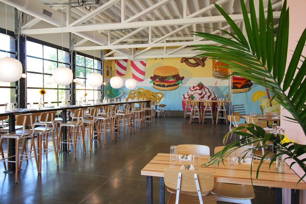 Baileys Range | restaurant | 4175 Shaw Blvd, St. Louis, MO 63110, USA | 3142624000 OR +1 314-262-4000