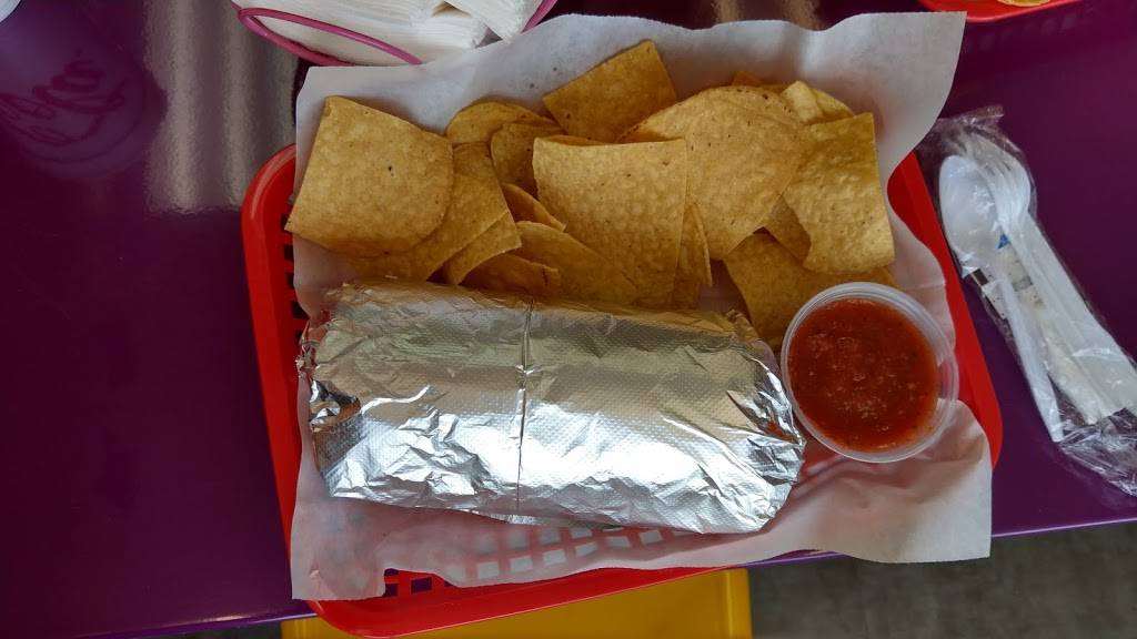 Pepos Burrito Bar | restaurant | 924b US-411, Etowah, TN 37331, USA | 4237818155 OR +1 423-781-8155