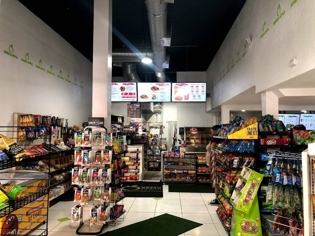 Green Apple Market | restaurant | 103 N Court St, Visalia, CA 93291, USA | 5593727502 OR +1 559-372-7502