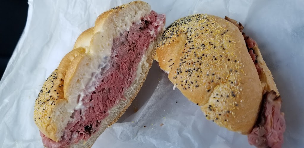 Johns Country Store | restaurant | 479 S Ocean Ave, Patchogue, NY 11772, USA | 6316276370 OR +1 631-627-6370