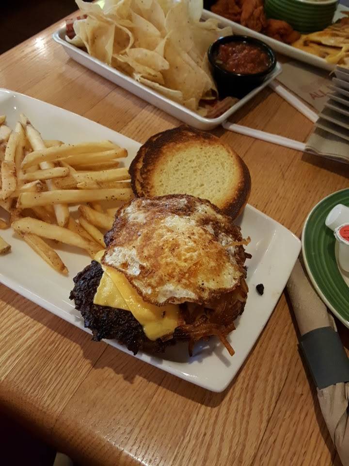 Applebees Grill + Bar | restaurant | 6806 Walton Ln, Gloucester, VA 23061, USA | 8046943160 OR +1 804-694-3160