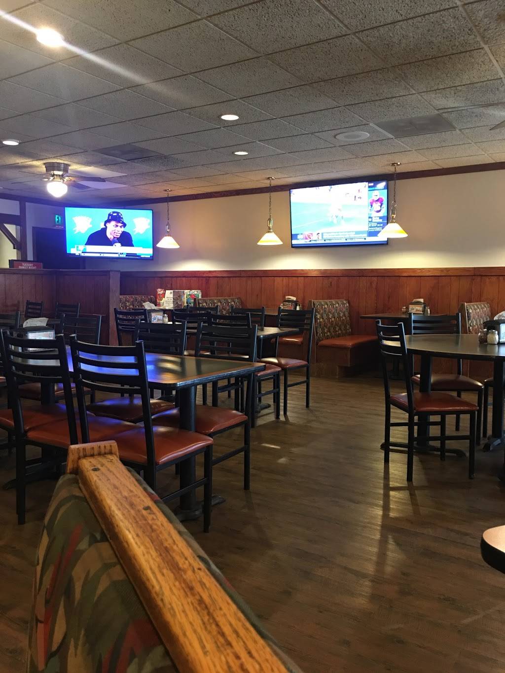 Round Table Pizza | meal delivery | 18518 Yorba Linda Blvd, Yorba Linda, CA 92886, USA | 7149709295 OR +1 714-970-9295