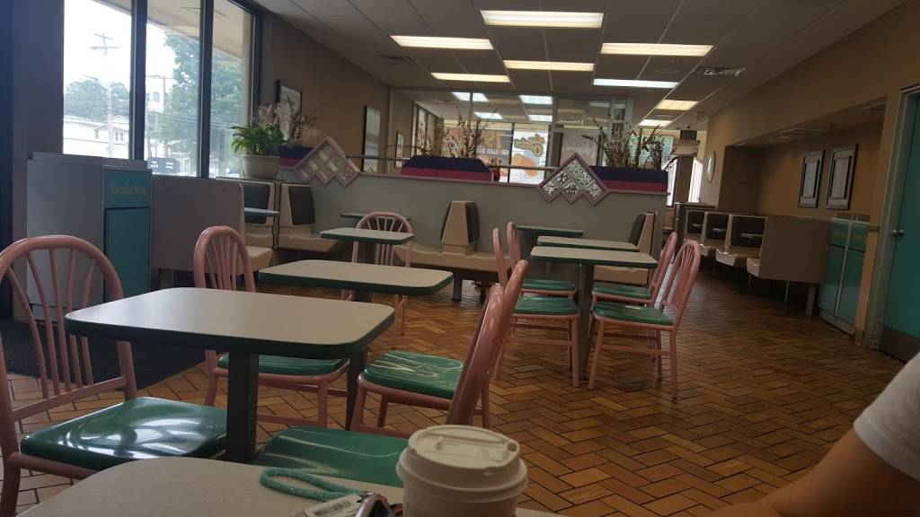 Burger King | restaurant | 1517 Park Ave, South Plainfield, NJ 07080, USA | 9086689521 OR +1 908-668-9521