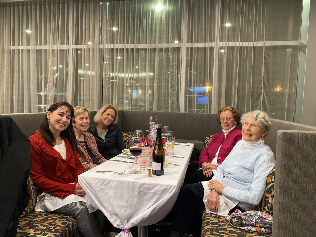 Woodside Grill | restaurant | 135 Carolina Point Pkwy, Greenville, SC 29607, USA | 8648005900 OR +1 864-800-5900