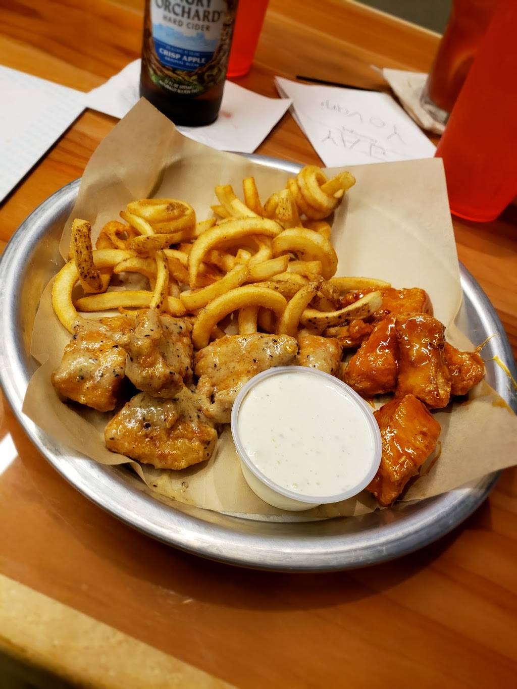 Hooters | restaurant | 2200 S Texas 6, Houston, TX 77077, USA | 2815310072 OR +1 281-531-0072