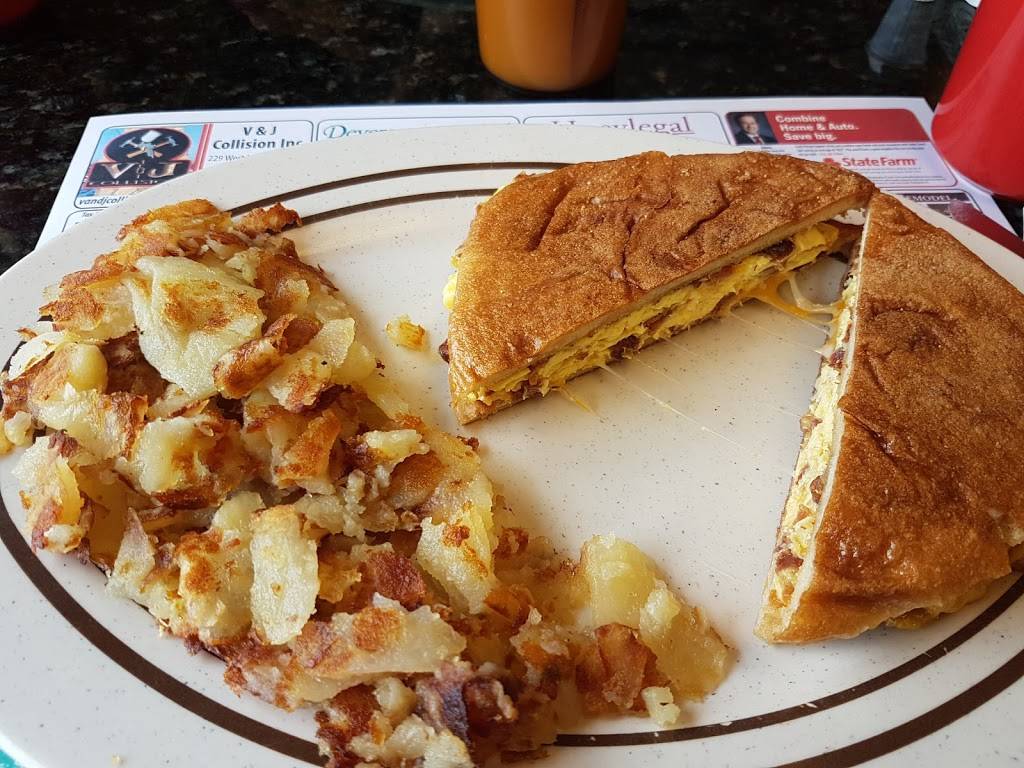 Great Valley Grill | restaurant | 79 Lancaster Ave, Malvern, PA 19355, USA | 4845684111 OR +1 484-568-4111