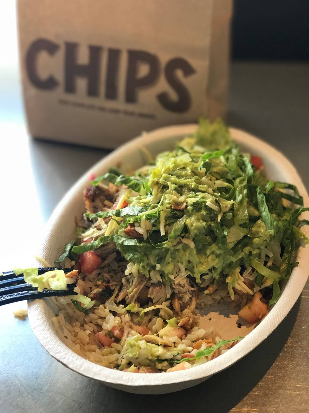 Chipotle Mexican Grill | restaurant | 9687 NE Cascades Pkwy, Portland, OR 97220, USA | 5032873117 OR +1 503-287-3117