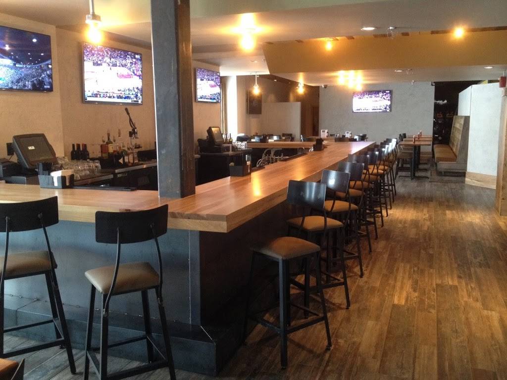 Play Arcade + Kitchen | night club | 5900 Mayfield Rd, Mayfield Heights, OH 44124, USA | 4404424263 OR +1 440-442-4263