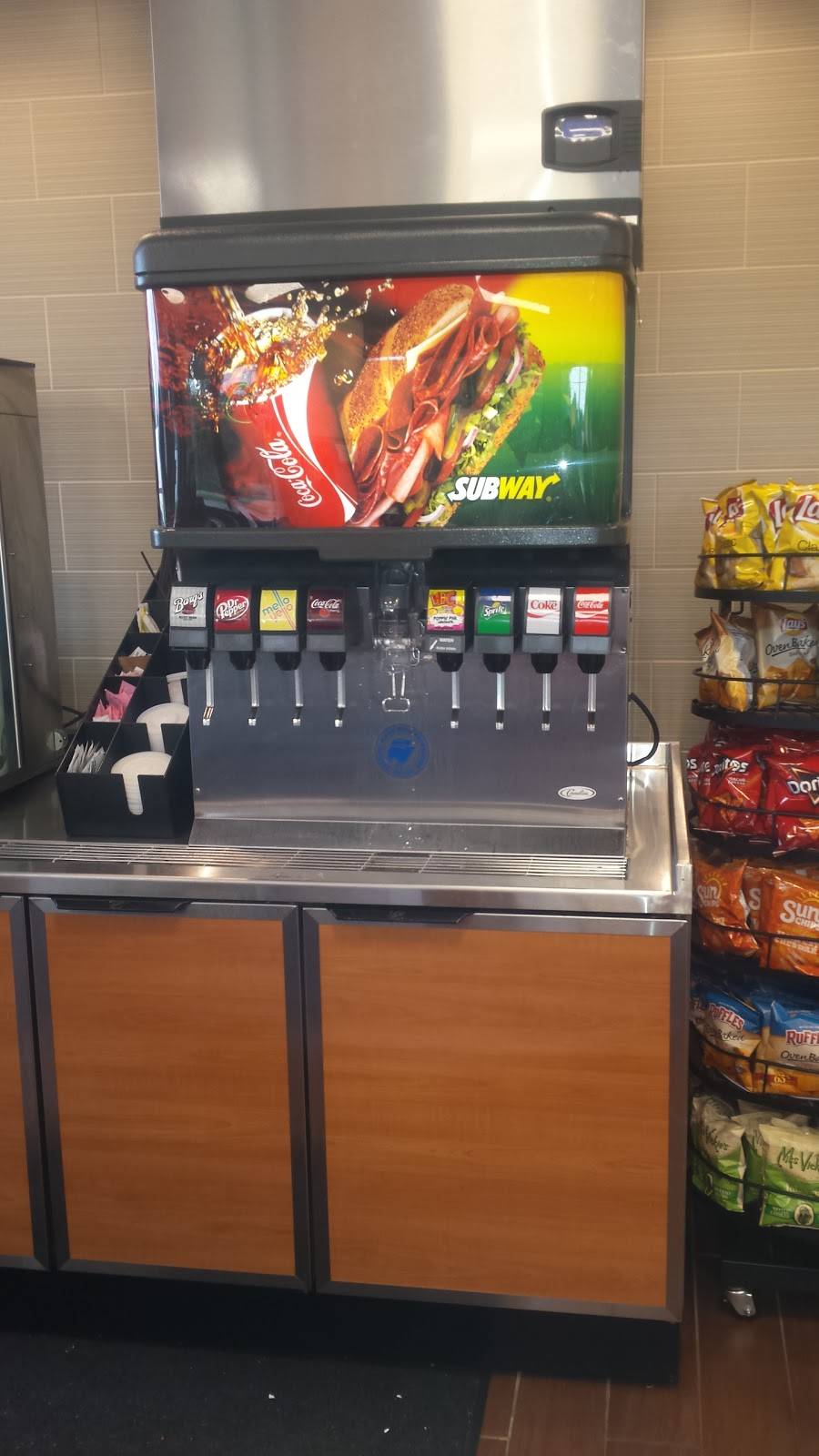 Subway | restaurant | 795 W McCord, Centralia, IL 62801, USA | 6185337827 OR +1 618-533-7827