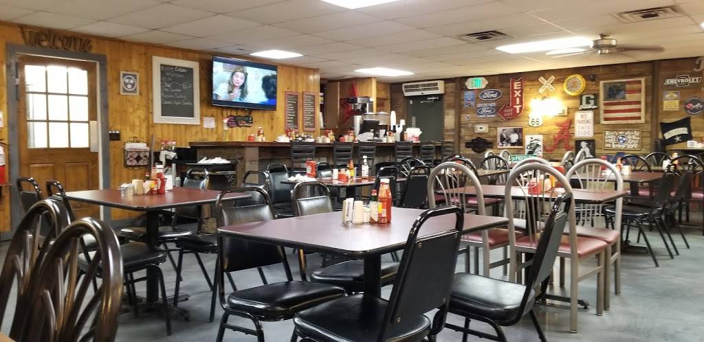 Michelles Palace Two BBQ | restaurant | 2577 US-41, Greenbrier, TN 37073, USA | 6158632085 OR +1 615-863-2085