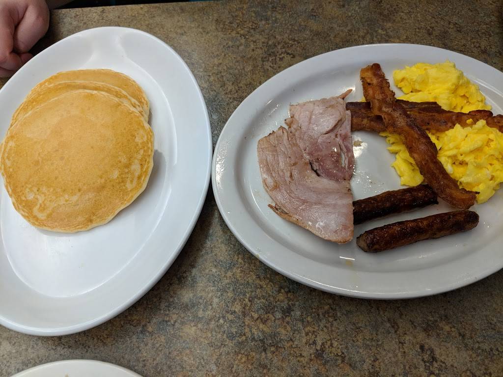 Sterling American Grill | restaurant | 43727 Van Dyke Ave, Sterling Heights, MI 48314, USA | 5867396268 OR +1 586-739-6268